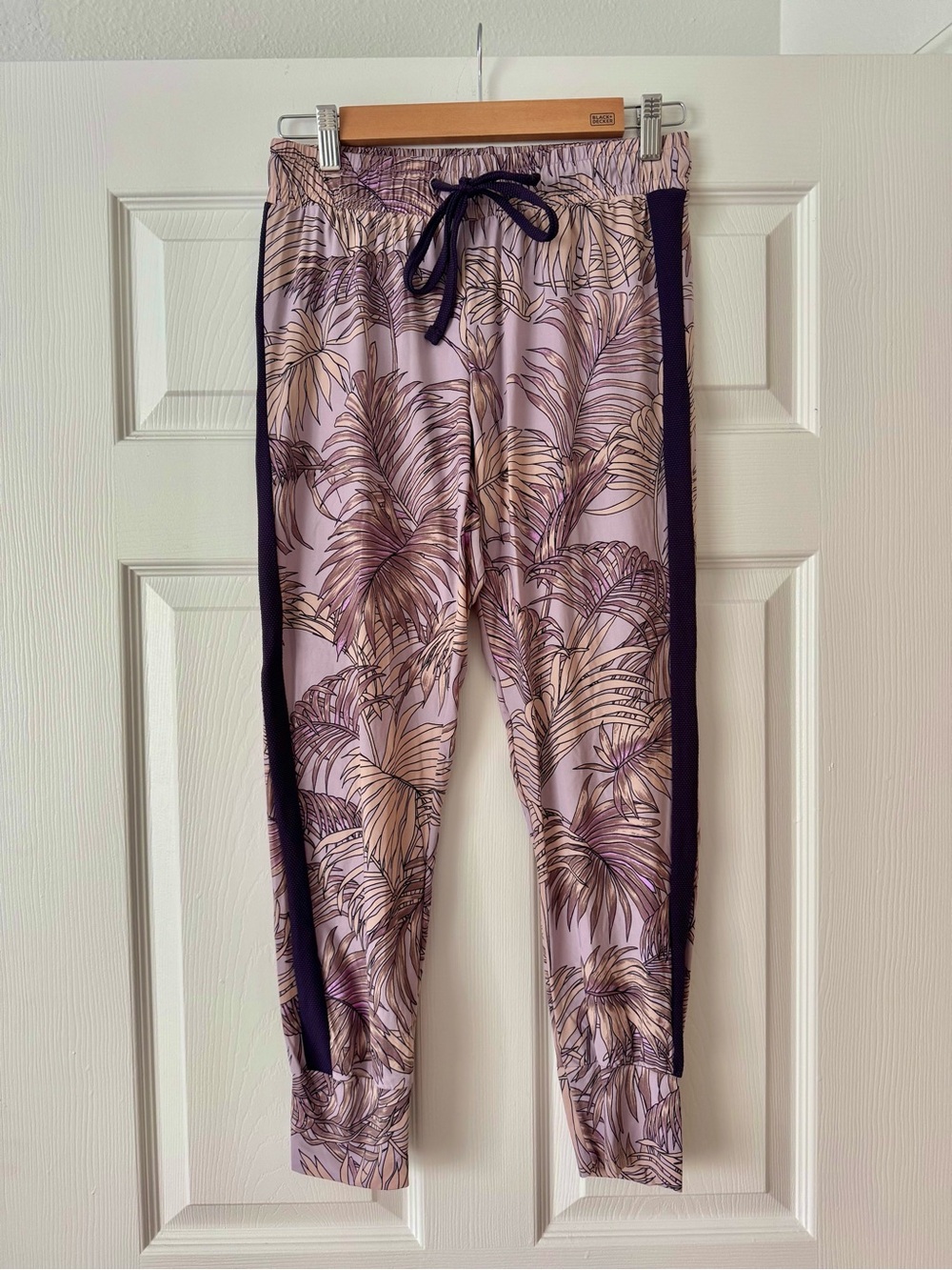 Maaji Tropical Print Active Joggers – Size S